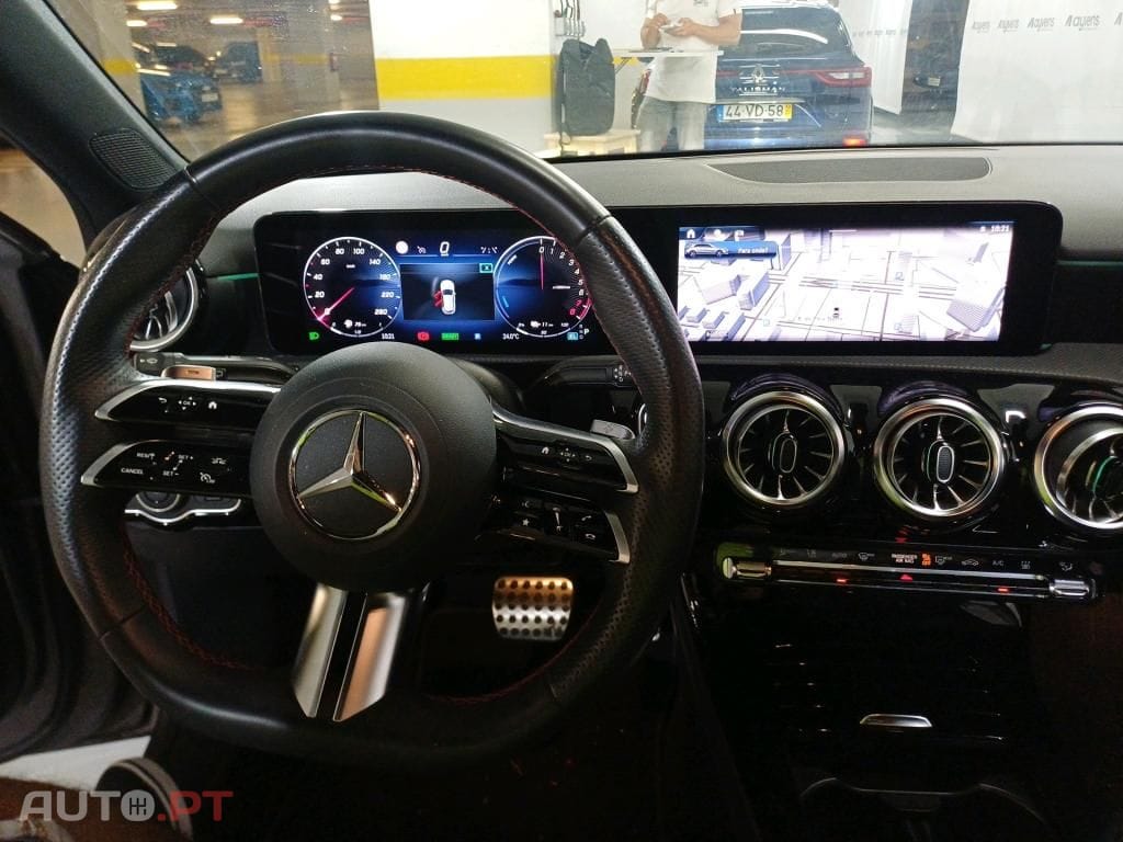 Mercedes-Benz A 250 e
