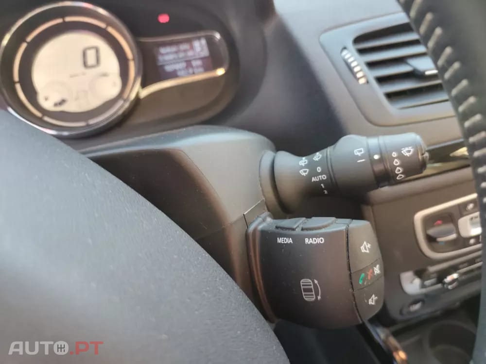 Renault Mégane Coupe 1.5 dCi Bose Edition EDC