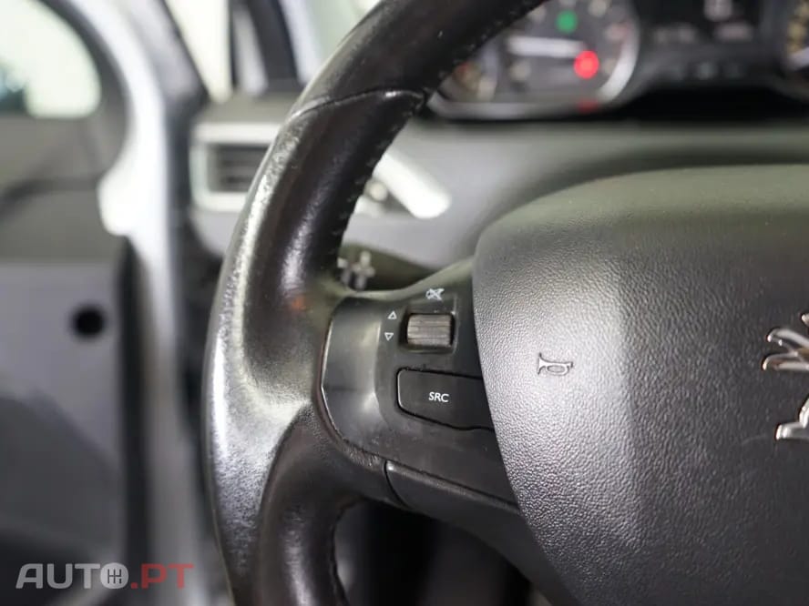 Peugeot 208 1.6 BlueHDi Active