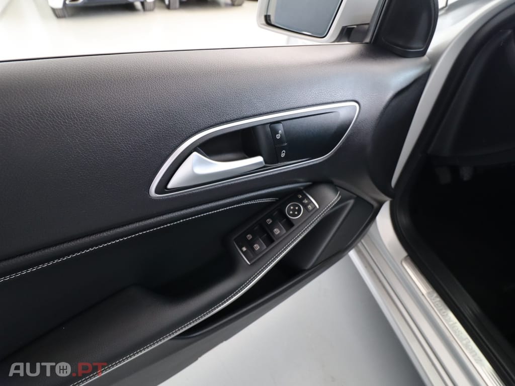 Mercedes-Benz A 180 d Urban