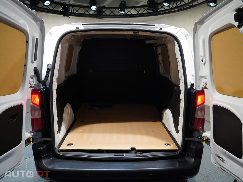 Peugeot Partner 1.5 BlueHDi Pro Standard