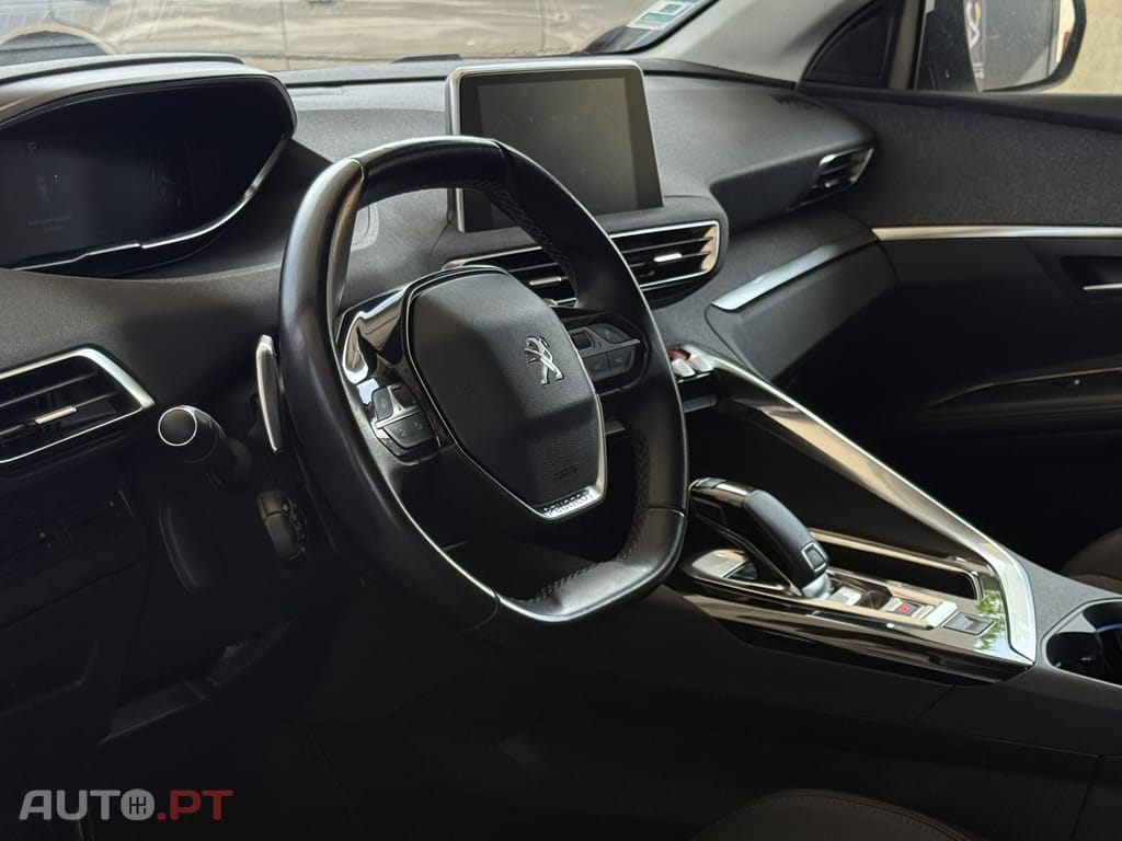 Peugeot 3008 1.2 PureTech Allure EAT8