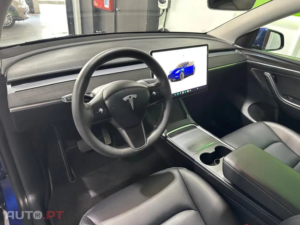 Tesla Model Y Long Range Dual Motor AWD