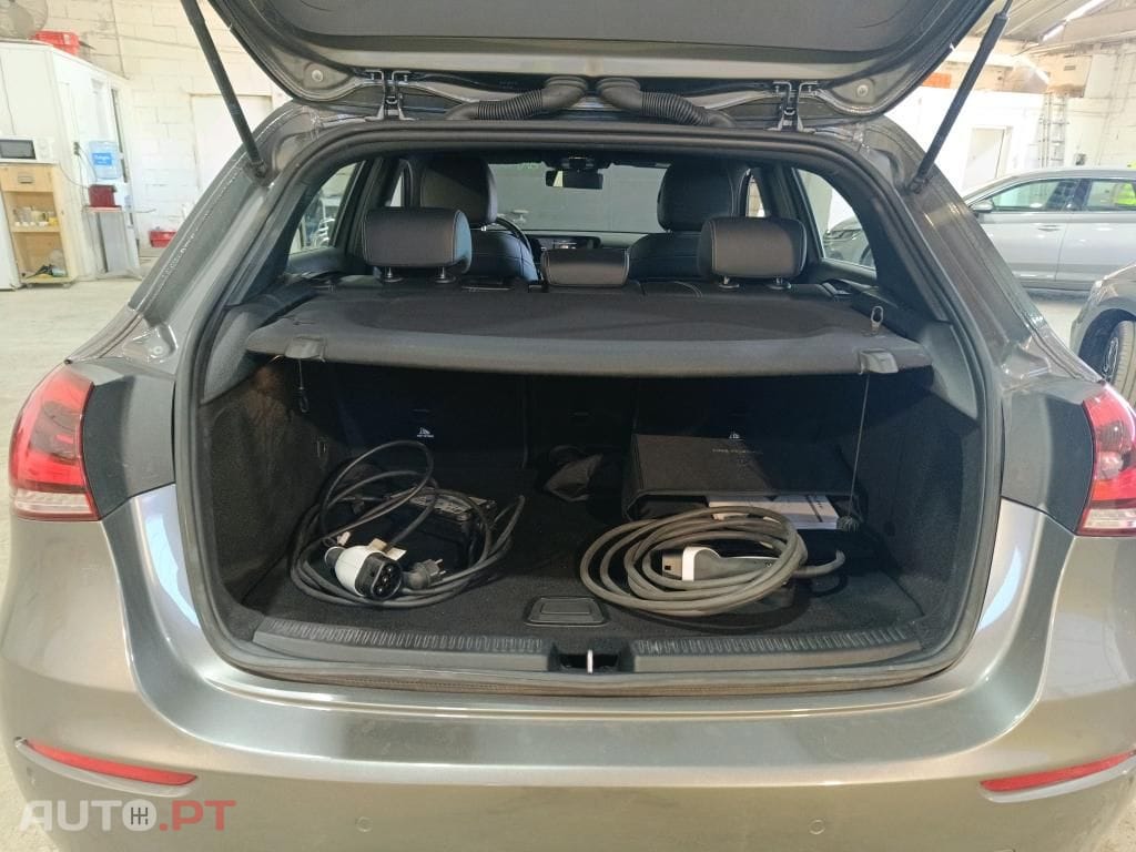 Mercedes-Benz A 250 e Style Plus