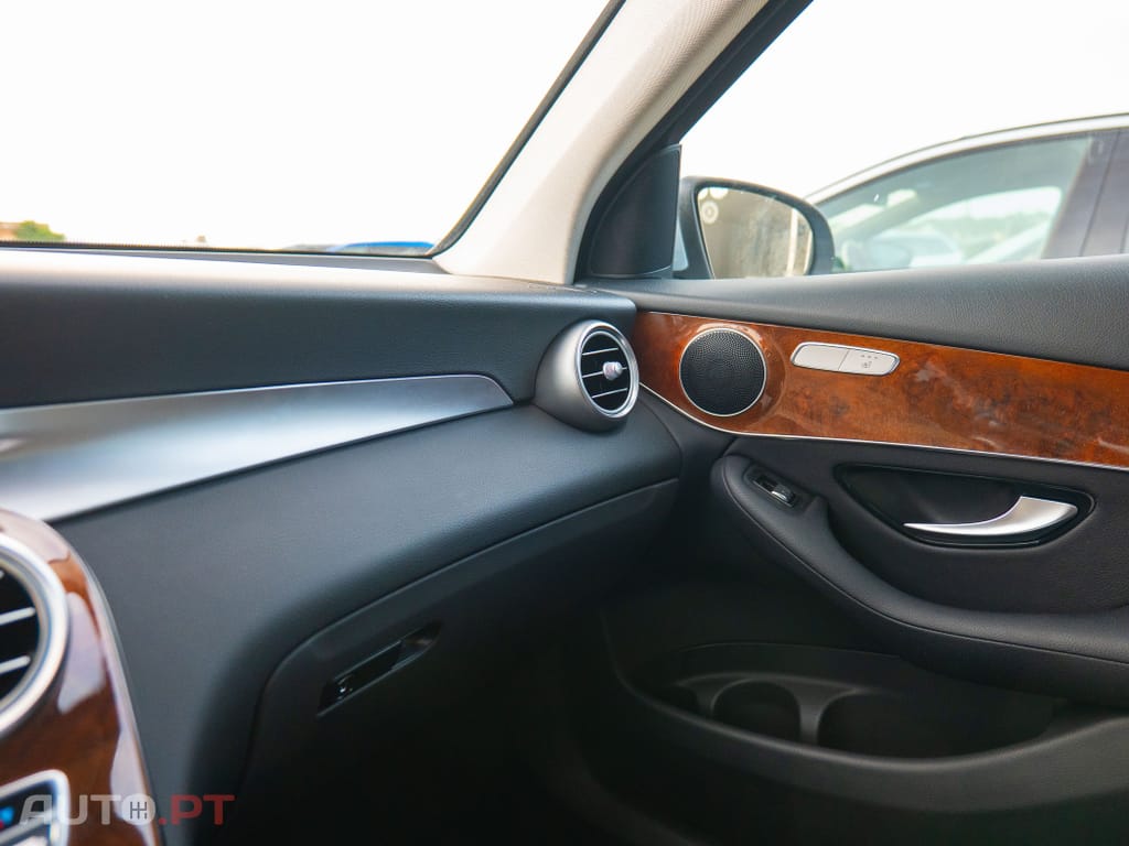 Mercedes-Benz GLC 220 d 4Matic 9G-TRONIC