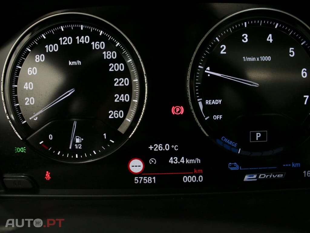 BMW X2 25 e xDrive Pack M