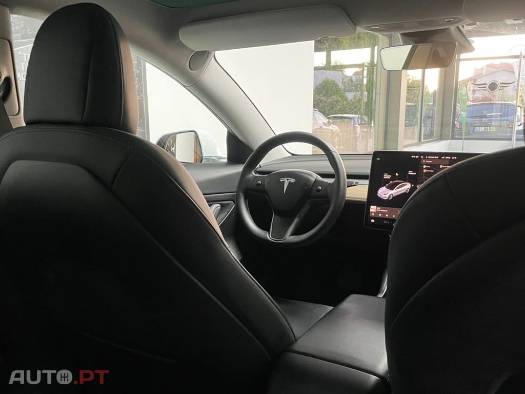 Tesla Model 3 Standard RWD Plus