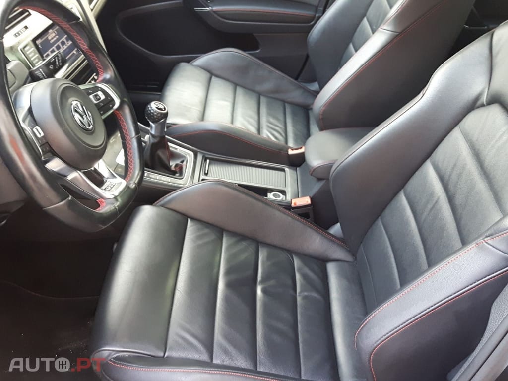 Volkswagen Golf 2.0 TSi GTi Performance