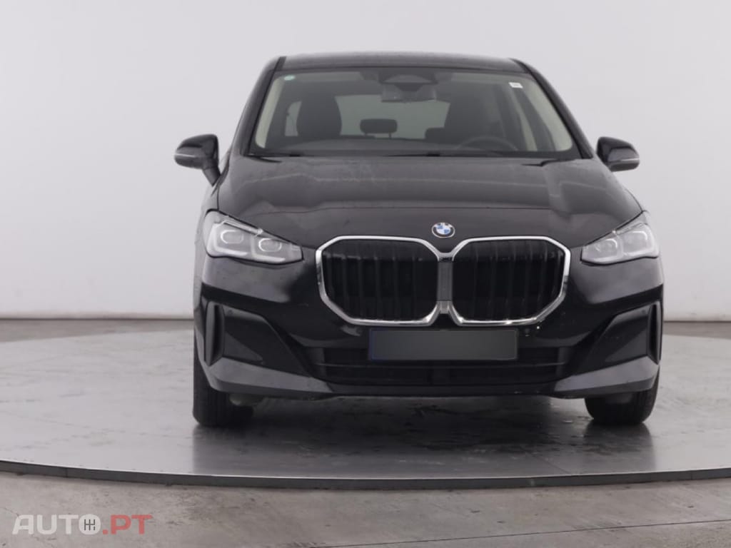 BMW 218 i Auto