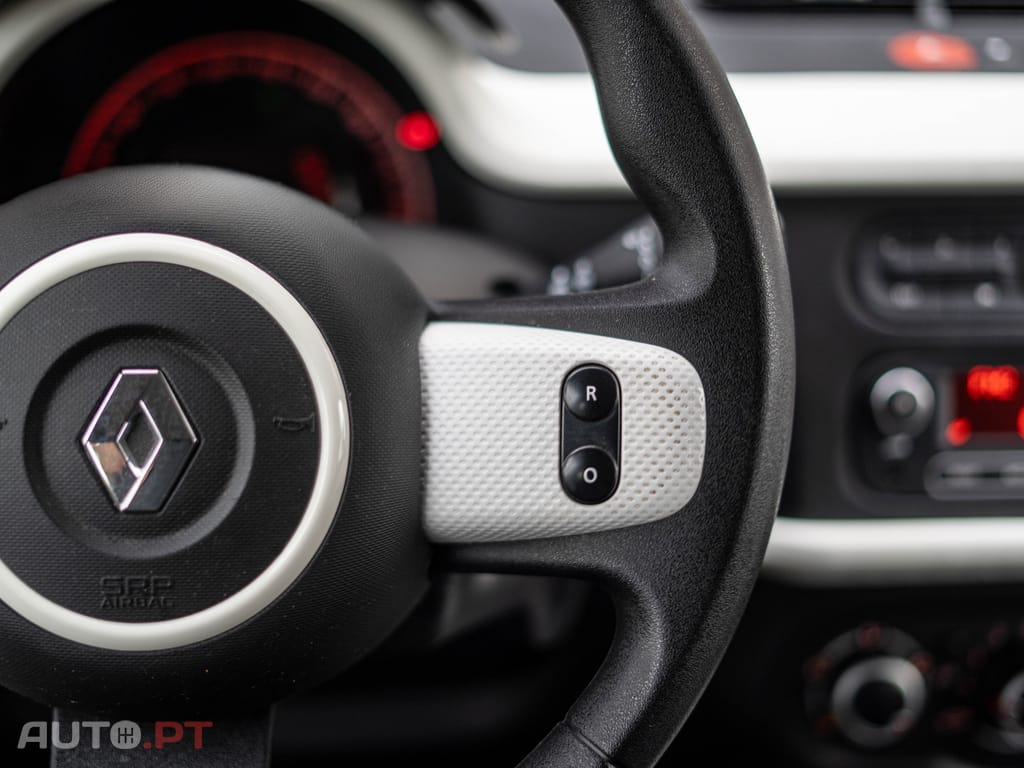 Renault Twingo 1.0 SCe Night&Day