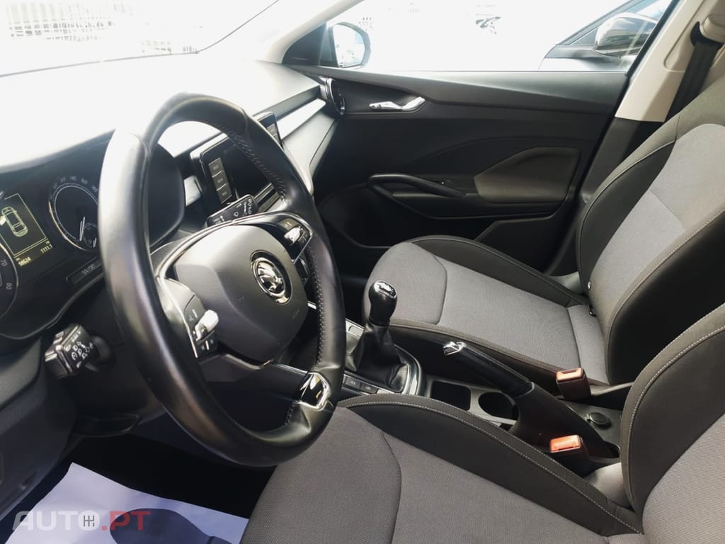 Skoda Fabia 1.0 MPI Selection