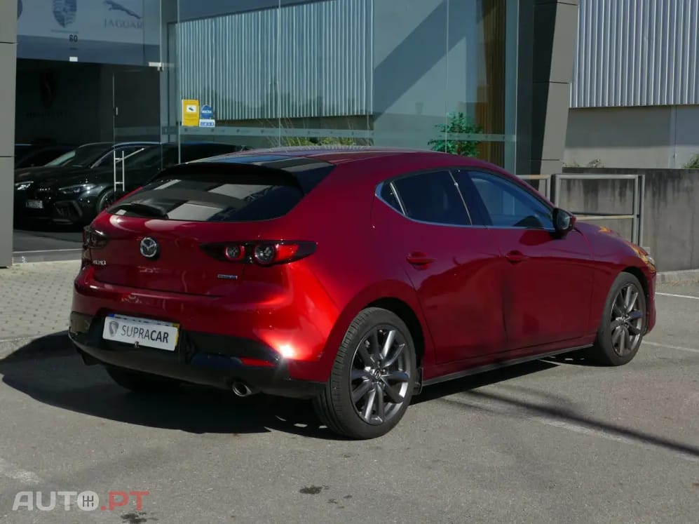 Mazda 3 2.0 e-Skyactiv-G Exclusive-line