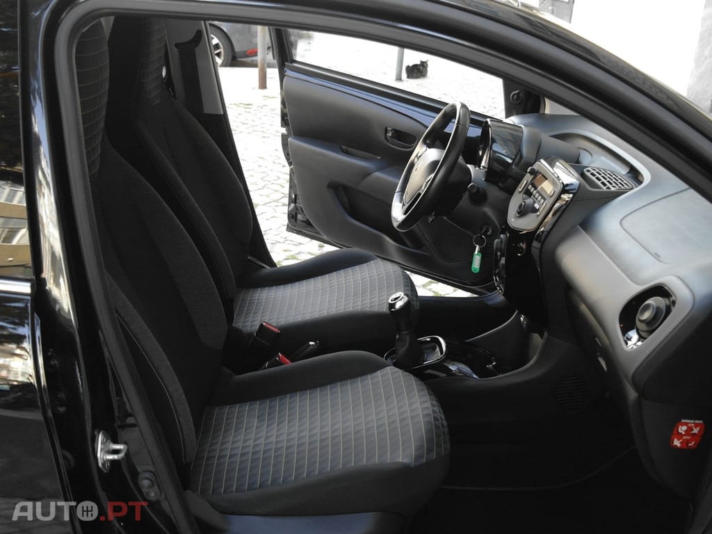 Peugeot 108 1.0 VTi Active
