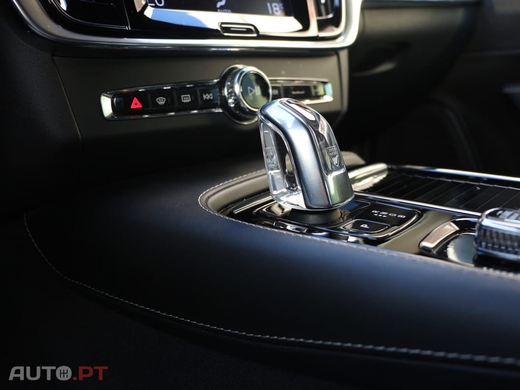 Volvo S90 2.0 T8 R-Design AWD Geartronic