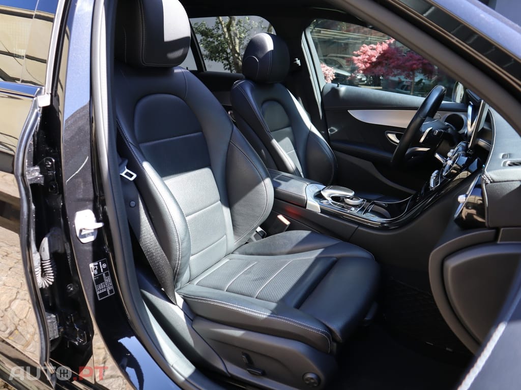 Mercedes-Benz C 220 d Station 9G-TRONIC AMG Line