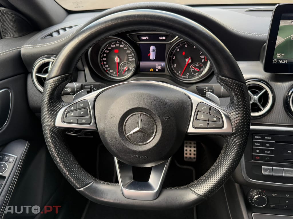 Mercedes-Benz CLA 180 Shooting Brake 7G-DCT AMG Line
