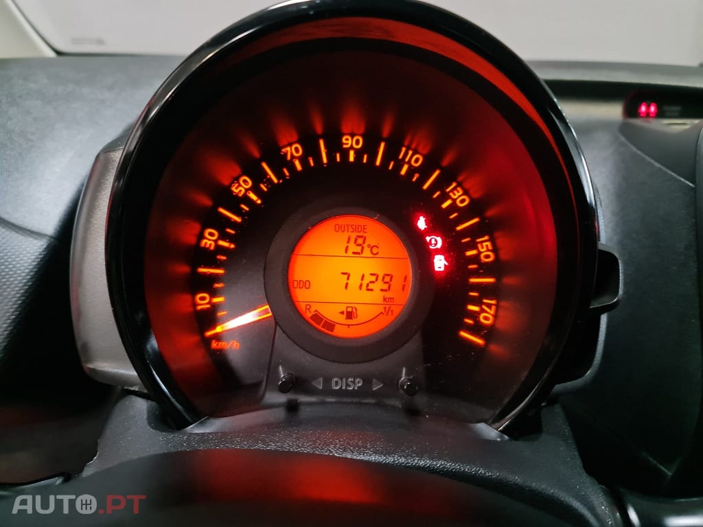 Citroen C1 1.0 VTi Shine