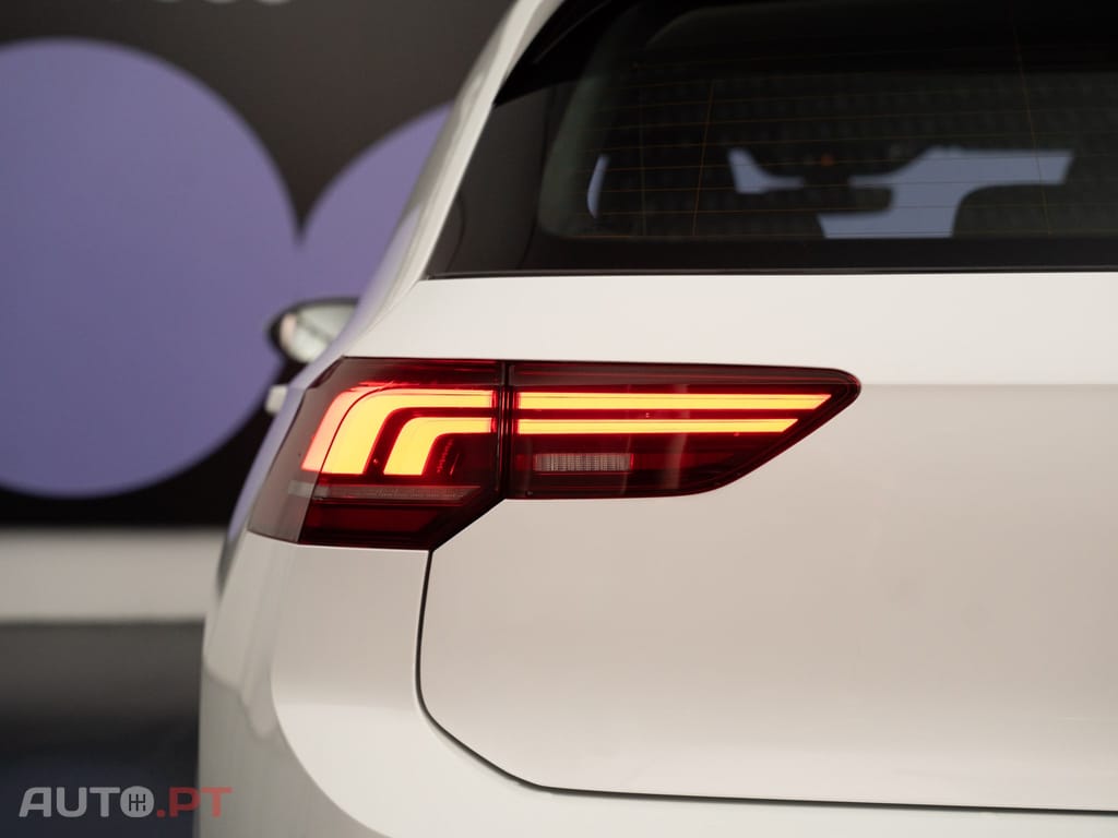 Volkswagen Golf 1.5 TSI e-Hybrid Life DSG