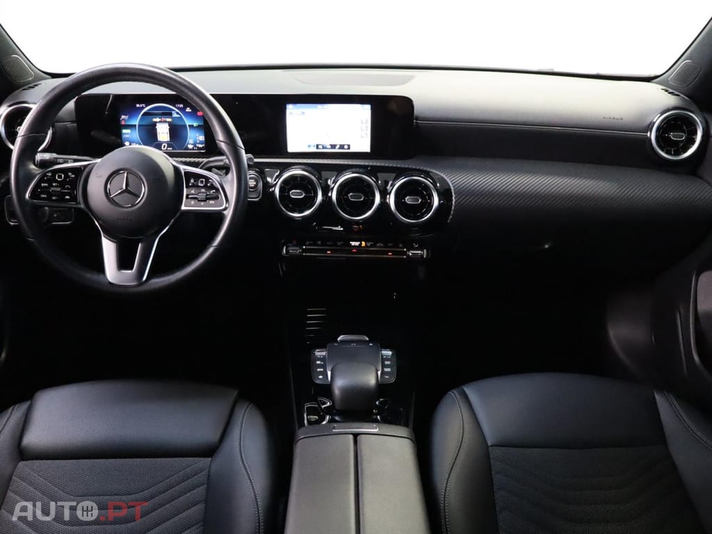 Mercedes-Benz A 250 e Auto