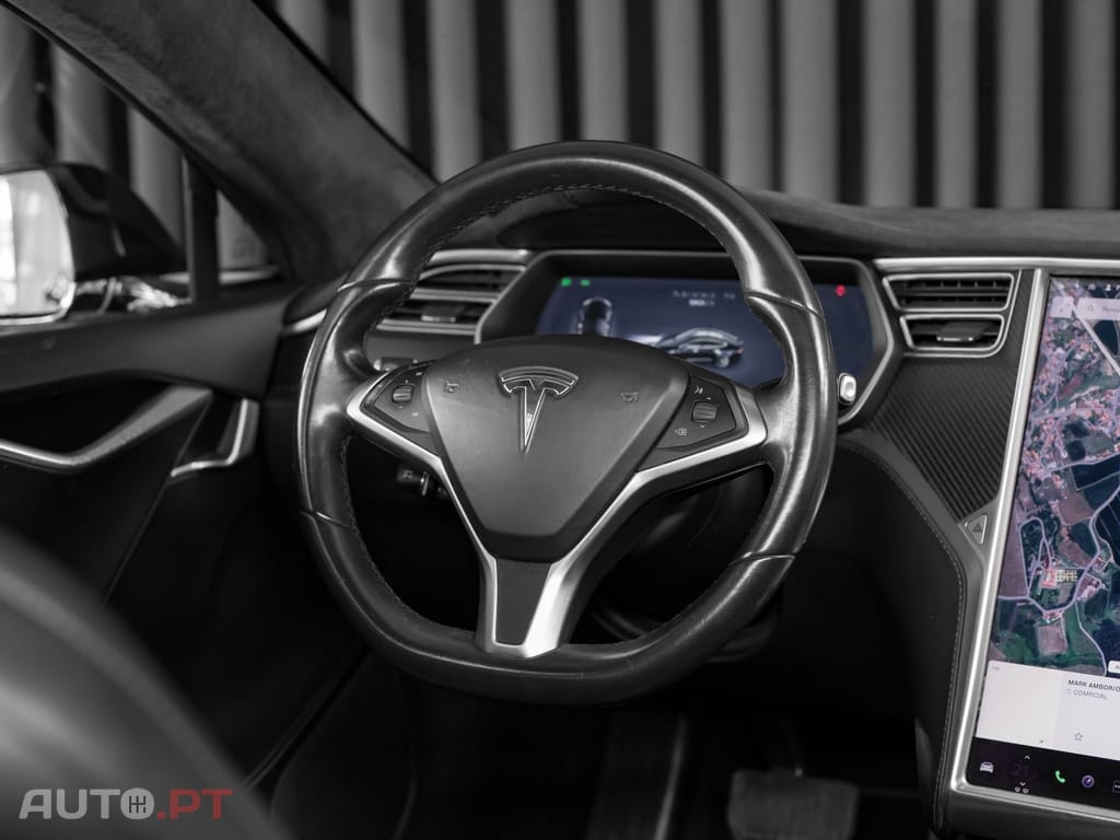 Tesla Model S 90D