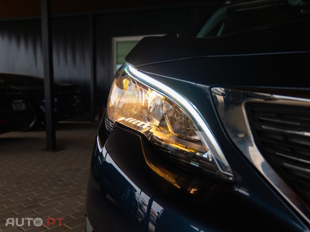 Peugeot 5008 1.5 BlueHDi Active