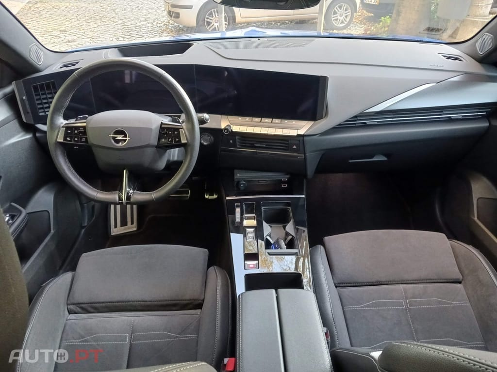 Opel Astra Sports Tourer 1.6 T PHEV Edition