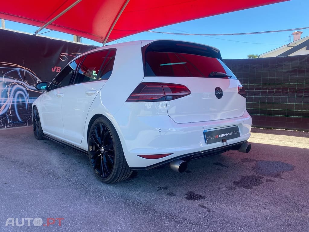 Volkswagen Golf 2.0 TSi GTi DSG Performance