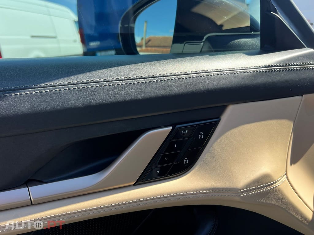 Porsche Taycan Turbo