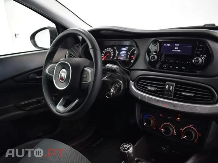 Fiat Tipo 1.3 M-Jet Street