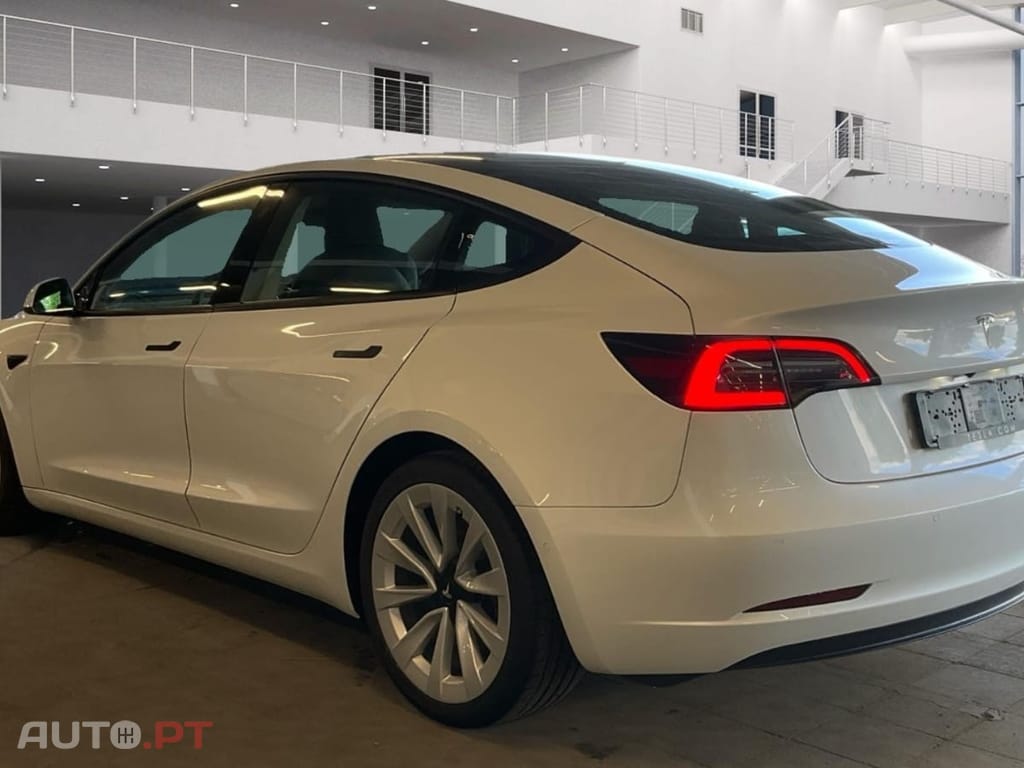 Tesla Model 3 Long Range Tração Integral Premium