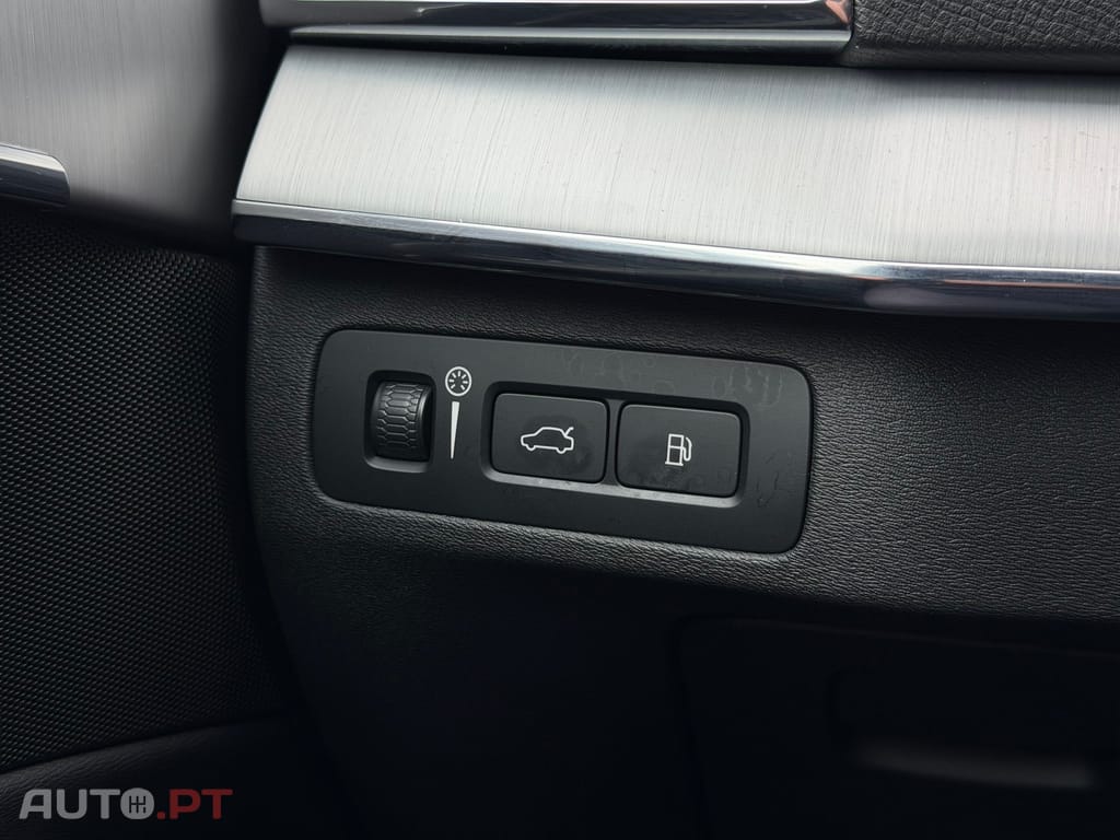 Volvo XC90 2.0 T8 PHEV Inscription Expression AWD