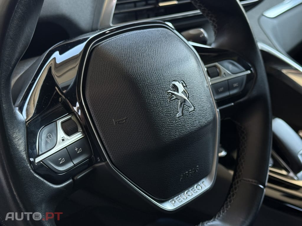 Peugeot 3008 1.2 PureTech Allure EAT8