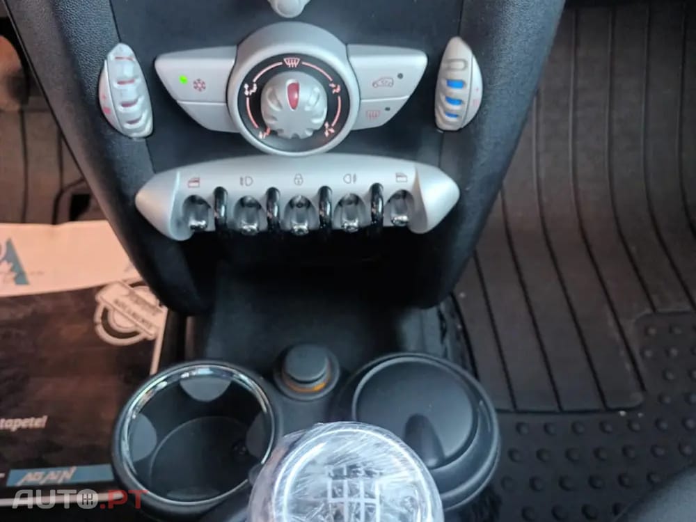 MINI Cooper Cooper D