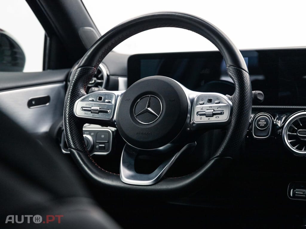 Mercedes-Benz A 250 e AMG Line
