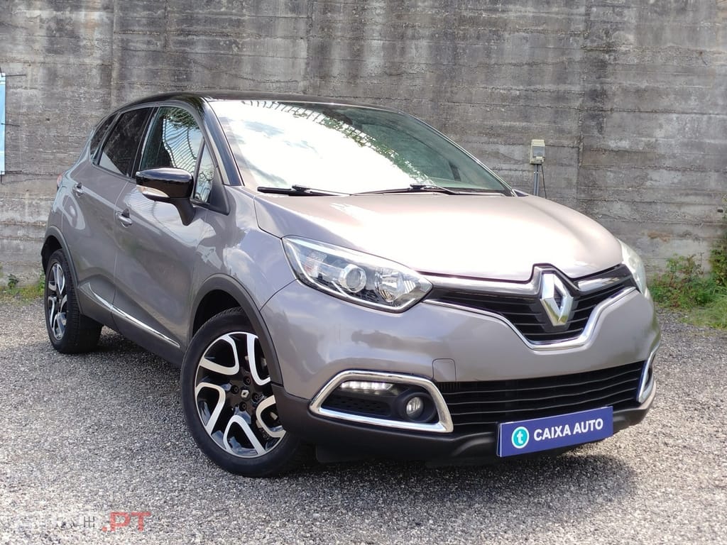 Renault Captur TCe 120 EDC Dynamique — fotografia 2