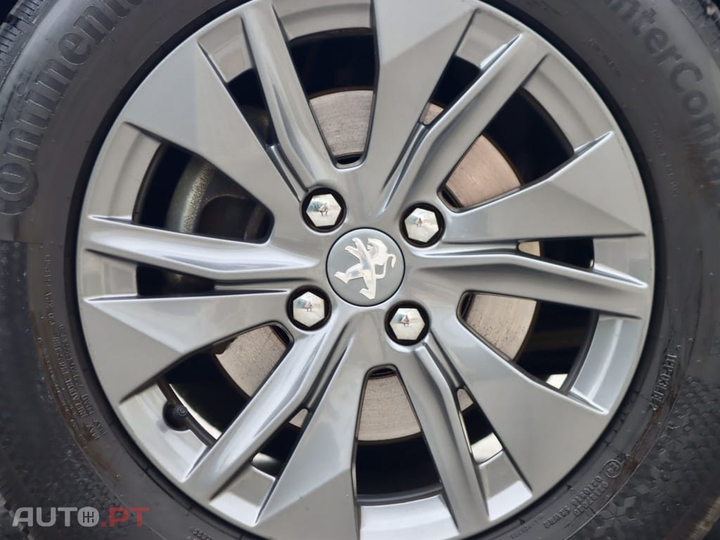 Peugeot 2008 1.2 PureTech Active