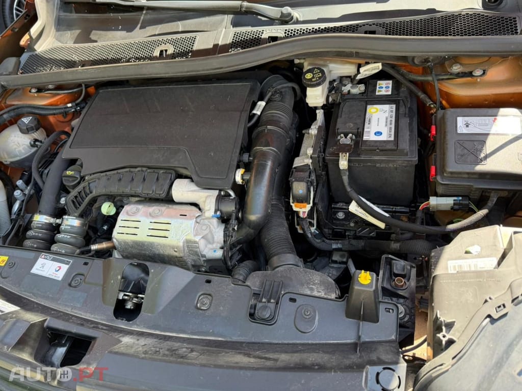 Peugeot 2008 1.2 GT Line