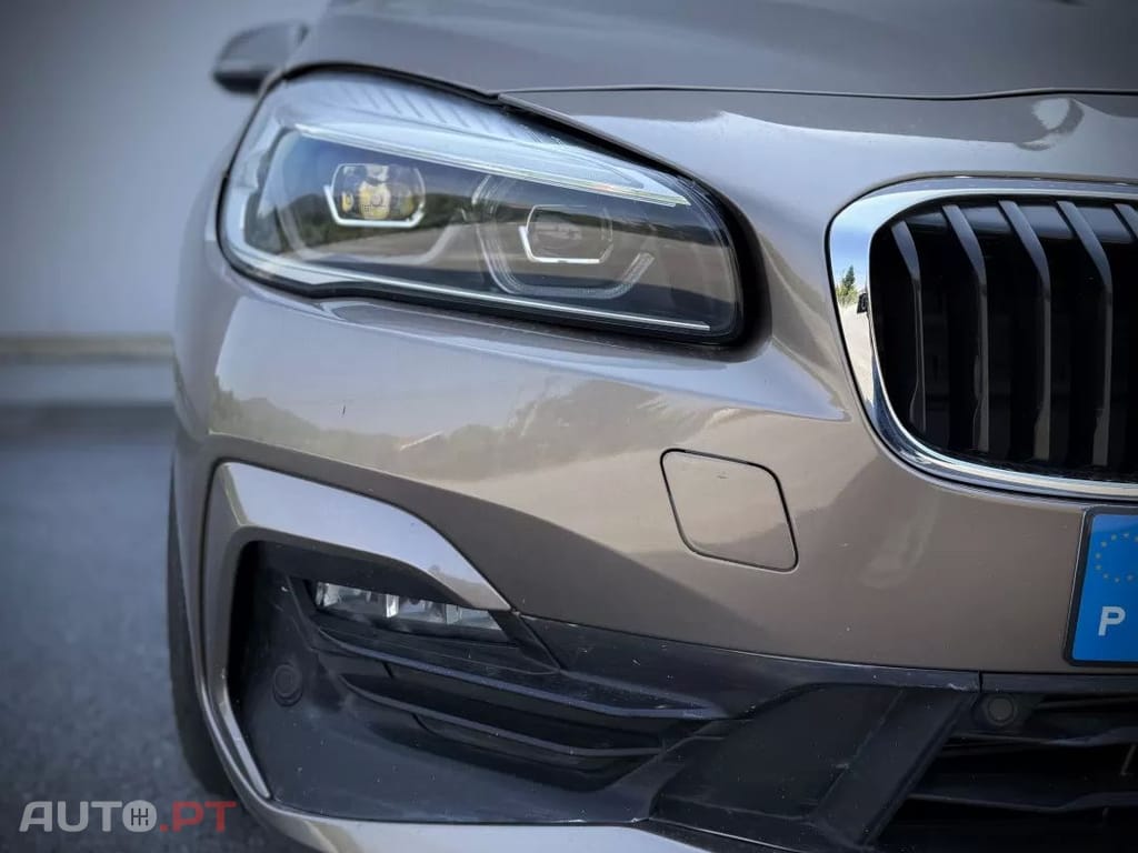 BMW 216 d 7L Line Luxury