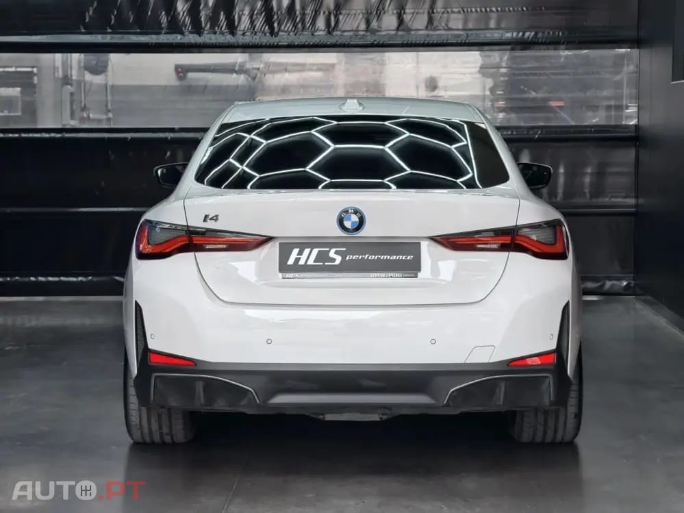 BMW i4 eDrive40