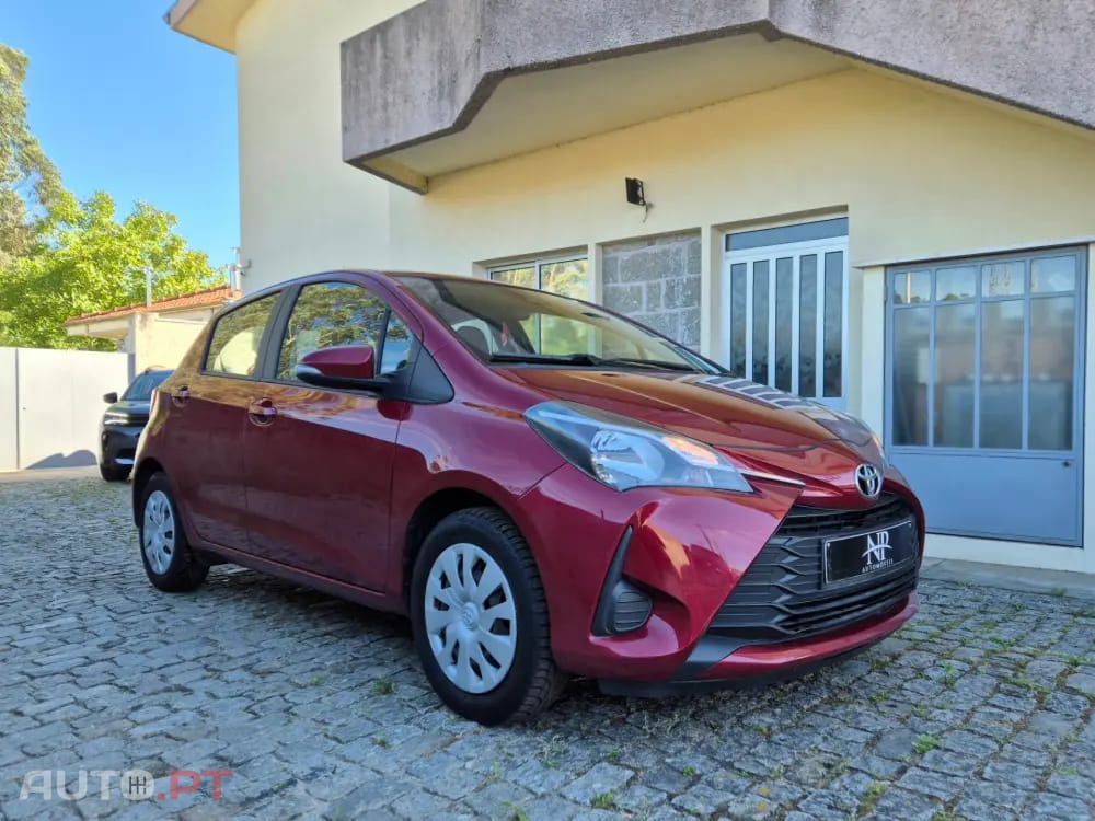 Toyota Yaris 1.5 VVT-i Active