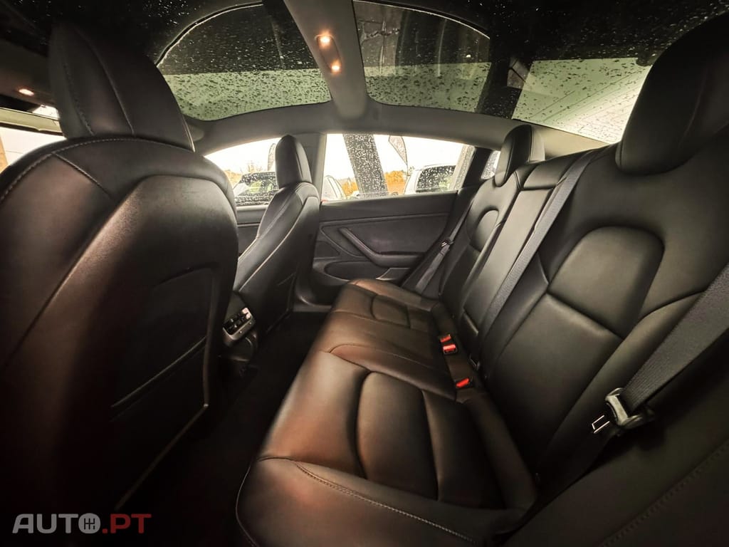 Tesla Model 3 Long-Range Dual Motor AWD