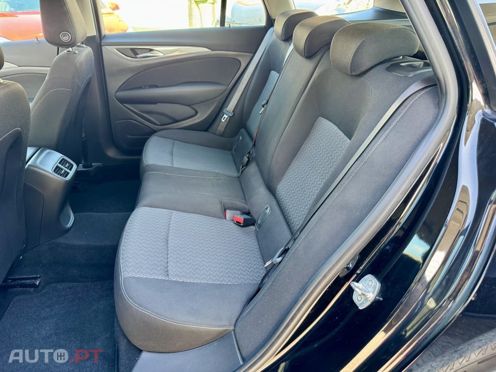 Opel Insignia Sports Tourer Business