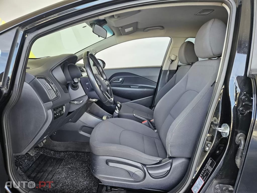 Kia Rio Eco dynamics
