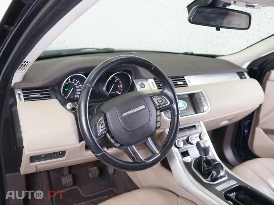 Land Rover Evoque 2.2 eD4 Pure