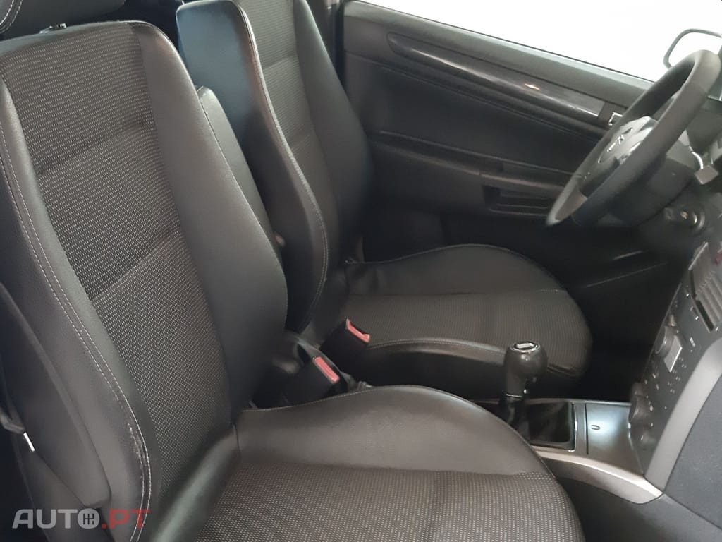 Opel Astra Caravan Cosmo 1.7 CDTI 100 CV