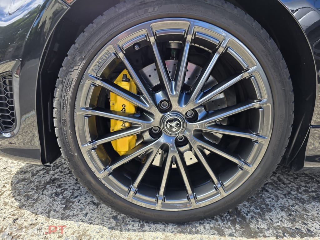 Abarth 695 1.4 T-Jet MTA