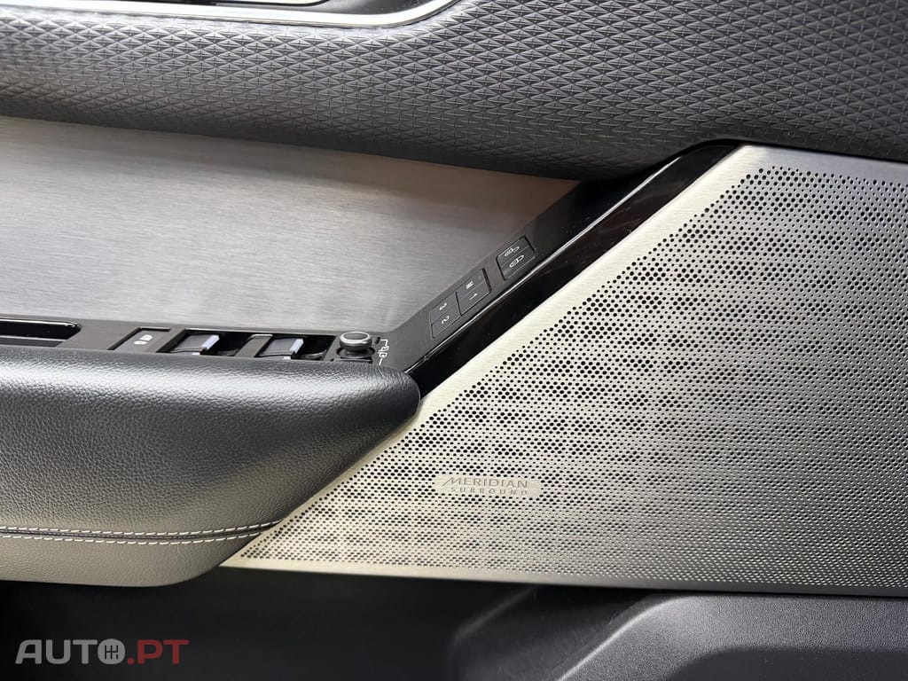 Land Rover Velar 2.0 D R-Dynamic S