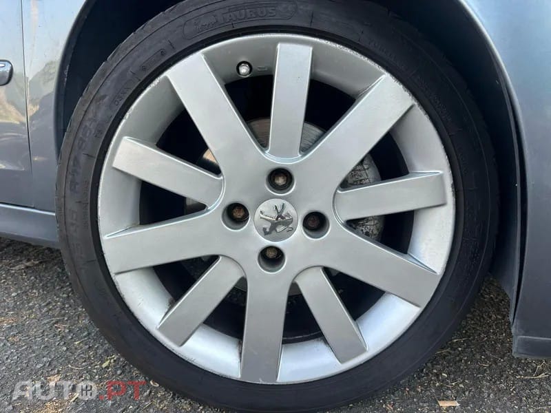 Peugeot 207 CC 1.6 VTi Active