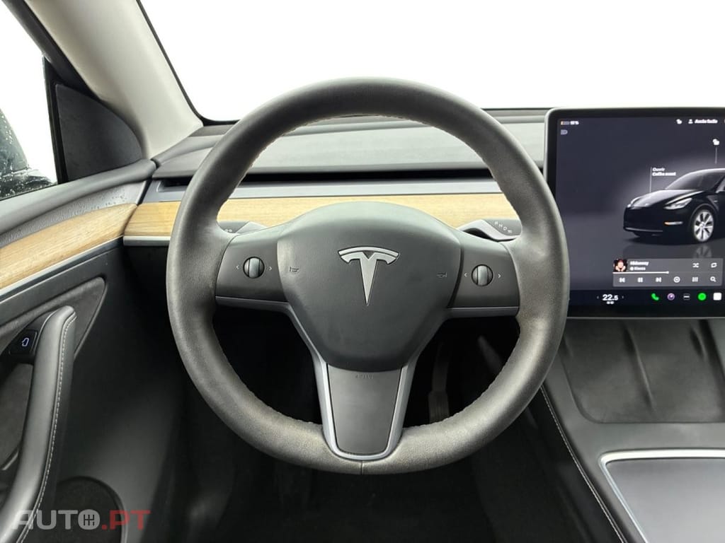 Tesla Model Y Long Range Dual Motor AWD
