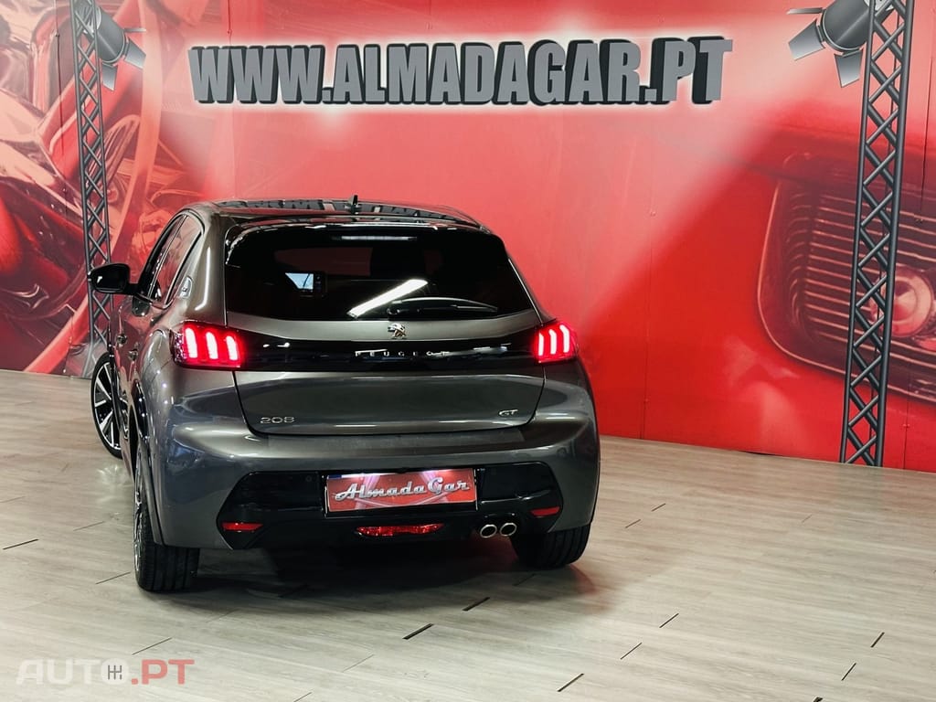 Peugeot 208 1.2 PureTech GT Line EAT8